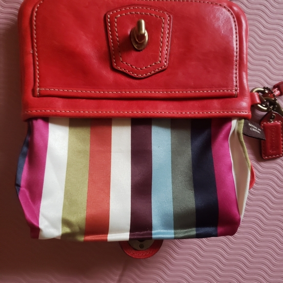 Coach Y2K 65th Anniversary Striped Legacy Lining Gigi Wristlet w Turnlock  Red - Picture 7 of 16